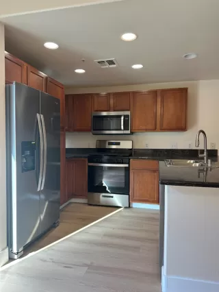 Photo #3: 225124867 Listing 