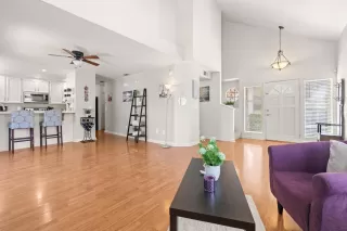 Photo #6: 225124886 Listing 