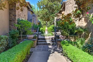 Photo #1: 225125287 Listing 