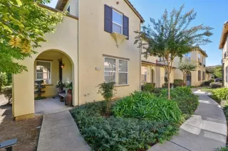 Photo #3: 225125710 Listing