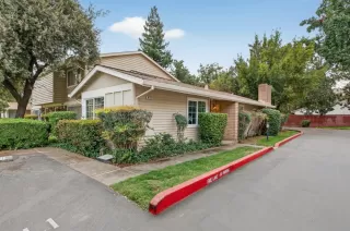 Photo #2: 225125813 Listing