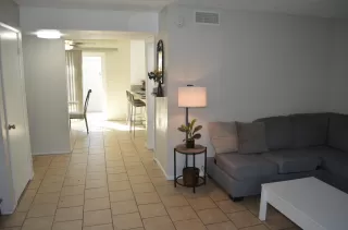 Photo #4: 225126604 Listing 