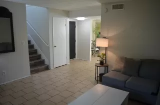 Photo #5: 225126604 Listing 