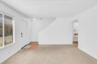 Photo #3: 225127442 Listing 