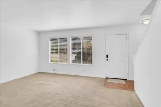 Photo #4: 225127442 Listing 