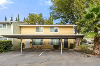 Photo #3: 225127559 Listing