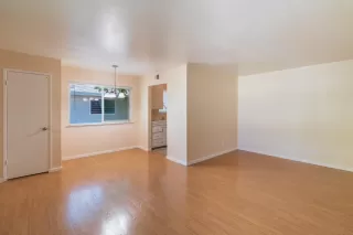 Photo #6: 225127926 Listing 