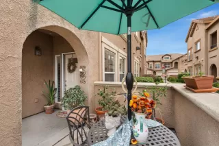 Photo #2: 225127987 Listing