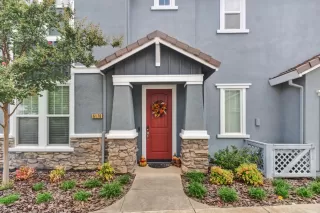 Photo #4: 225128154 Listing