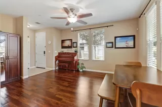 Photo #6: 225128154 Listing