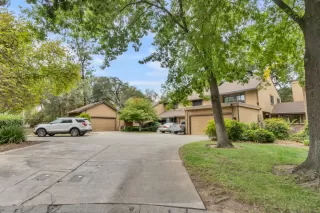 Photo #1: 225128241 Listing