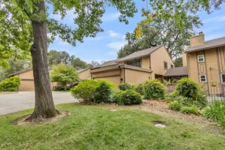 Photo #2: 225128241 Listing