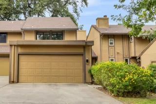 Photo #4: 225128241 Listing