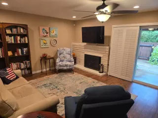 Photo #2: 225128268 Listing 