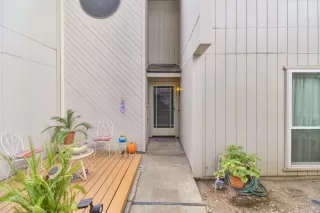 Photo #5: 225128996 Listing 