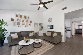 Photo #1: 225129058 Listing 