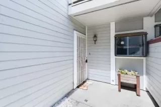 Photo #3: 225129616 Listing 