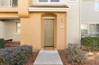 Photo #3: 225129822 Listing