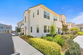 Photo #3: 225130654 Listing 