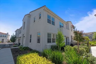 Photo #4: 225130654 Listing 