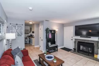 Photo #4: 225130696 Listing 