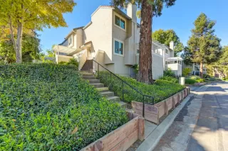 More Details about MLS # 225130819 : 3032 SWALLOWS NEST DR