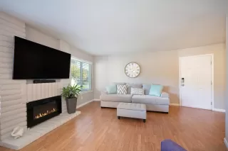 Photo #2: 225130819 Listing 