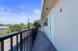 Photo #2: 225130900 Listing 