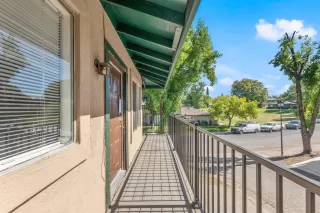 Photo #2: 225131080 Listing 