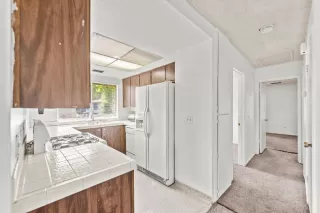 Photo #6: 225131080 Listing 