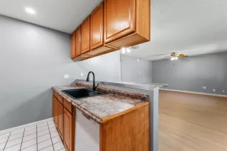 Photo #3: 225131235 Listing 