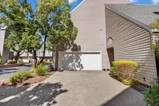 Photo #2: 225131631 Listing 