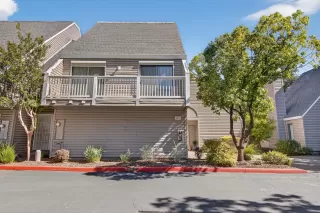 Photo #3: 225131631 Listing 