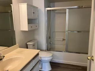 Photo #5: 225131695 Listing