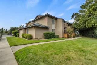 Photo #1: 225132699 Listing 