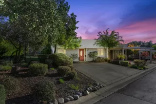 Photo #2: 225132967 Listing