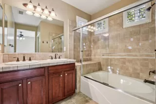 Photo #2: 225133415 Listing 