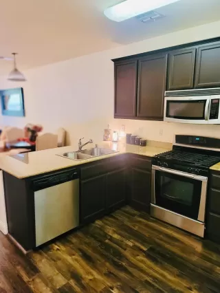 Photo #4: 225134809 Listing