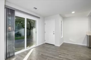 Photo #4: 225135176 Listing 