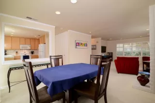 Photo #5: 225135478 Listing