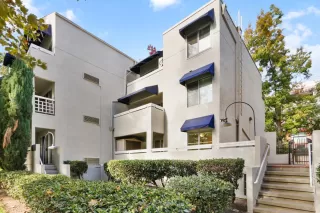 Photo #1: 225135712 Listing