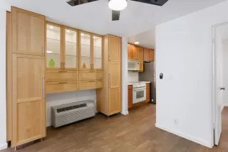 Photo #6: 225135712 Listing