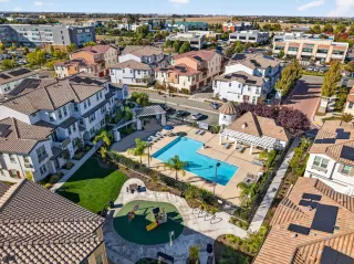 Photo #2: 225135868 Listing 