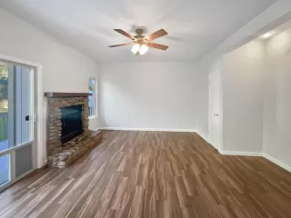 Photo #2: 225136201 Listing 