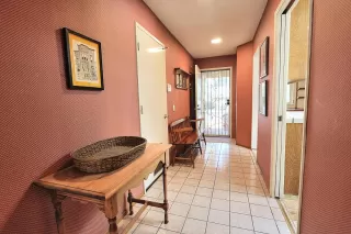 Photo #4: 225136419 Listing