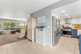Photo #6: 225136479 Listing 