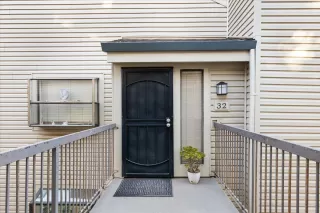 Photo #3: 225136813 Listing 