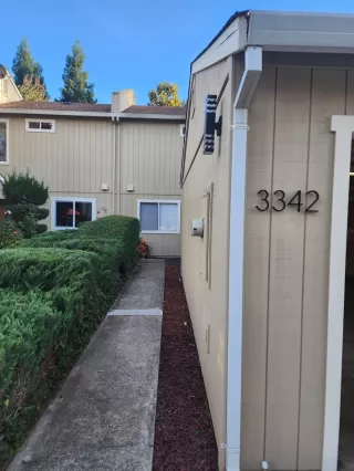Photo #1: 225137401 Listing