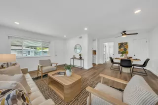 Photo #5: 225137888 Listing