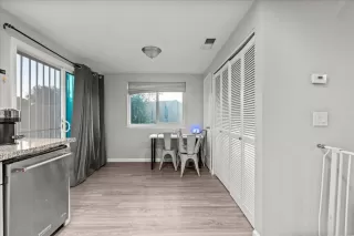 Photo #5: 225138506 Listing